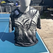 11 Degrees T Shirt Bnib Size